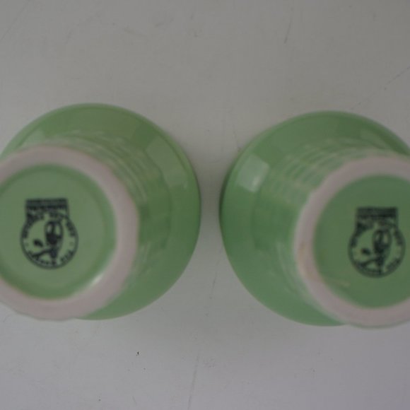 Set of 2 The Monkey and the Peddler Ice Cream Cone Cups 2002 Green Pastel - Picture 3 of 6